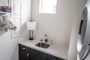 2423 W Main St, Houston, TX 77098 - Photo 17