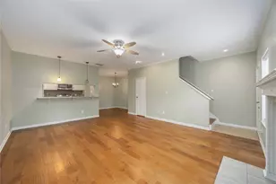 9850 Pagewood Ln, Houston, TX 77042 - Photo 7
