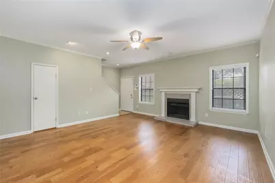 9850 Pagewood Lane #1305, Houston, TX 77042 - Photo 3