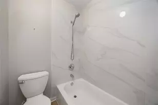 9850 Pagewood Ln, Houston, TX 77042 - Photo 29