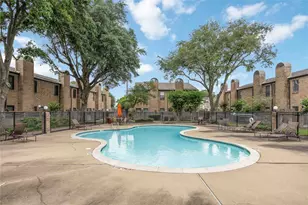 9850 Pagewood Ln, Houston, TX 77042 - Photo 37
