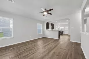 2544 Westslope Dr, Conroe, TX 77384 - Photo 11