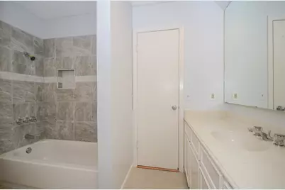 130 Sugarberry Circle, Houston, TX 77024 - Photo 29