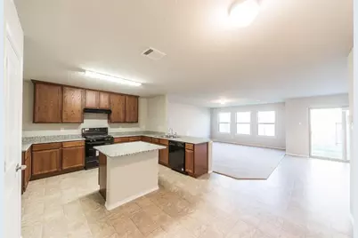 2534 Sandbar Shark Court, Katy, TX 77449 - Photo 5