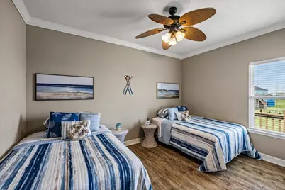 951 S Gateway, Port Bolivar, TX 77650 - Photo 33