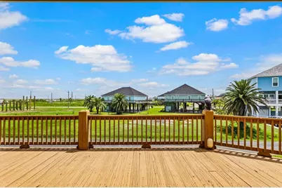 951 S Gateway, Port Bolivar, TX 77650 - Photo 11