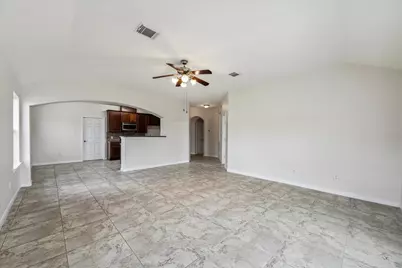 1805 Clover Patch Lane, Alvin, TX 77511 - Photo 5