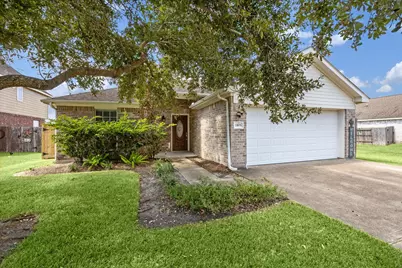 1805 Clover Patch Lane, Alvin, TX 77511 - Photo 1