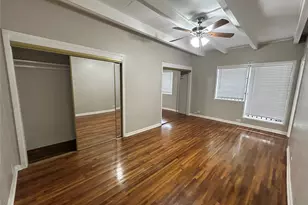 219 Marshall St, Houston, TX 77006 - Photo 9