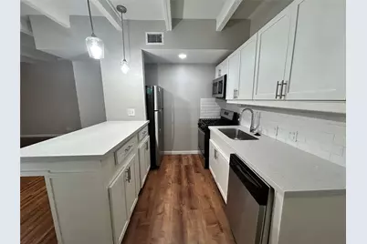 219 Marshall Street #243, Houston, TX 77006 - Photo 5