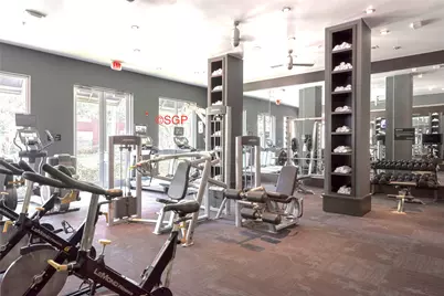 206 McGowen Street #2209, Houston, TX 77006 - Photo 17