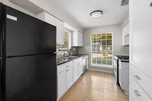 9631 Crail Dr, Spring, TX 77379 - Photo 11