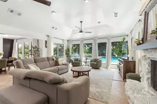 14802 Bluffridge Cir, Houston, TX 77095 - Photo 7