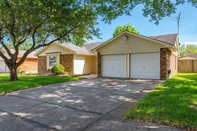 9742 Charmont Road, La Porte, TX 77571 - Photo 3