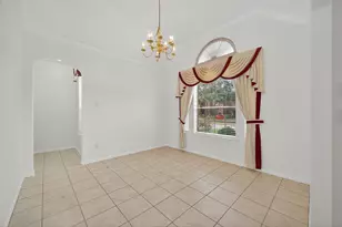 2103 5 Iron Dr, Houston, TX 77089 - Photo 7