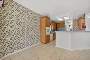 2103 5 Iron Dr, Houston, TX 77089 - Photo 15