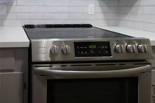 1025 N Meyer St, Sealy, TX 77474 - Photo 27