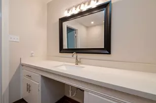 1025 N Meyer St, Sealy, TX 77474 - Photo 19