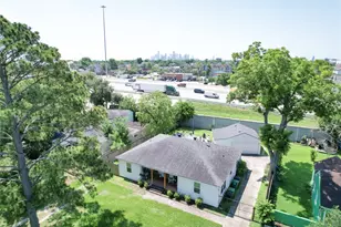 219 W 30th St, Houston, TX 77018 - Photo 29