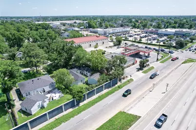 219 W 30th Street, Houston, TX 77018 - Photo 31