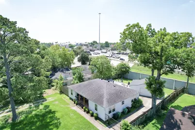 219 W 30th Street, Houston, TX 77018 - Photo 33