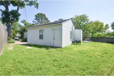 219 W 30th Street, Houston, TX 77018 - Photo 27