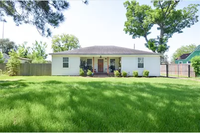 219 W 30th Street, Houston, TX 77018 - Photo 1