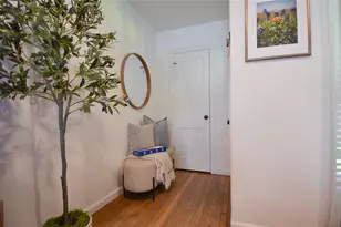 219 W 30th St, Houston, TX 77018 - Photo 5