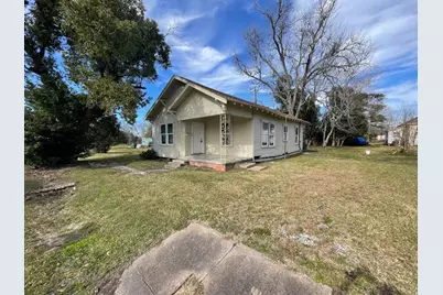 724 Orange Avenue, Port Arthur, TX 77640 - Photo 1