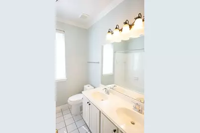 22 S Lace Arbor Drive, The Woodlands, TX 77382 - Photo 17