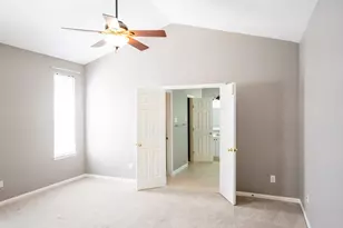 22 S Lace Arbor Dr, The Woodlands, TX 77382 - Photo 11