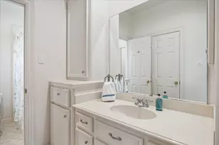 11524 Taylorcrest Rd, Houston, TX 77024 - Photo 37