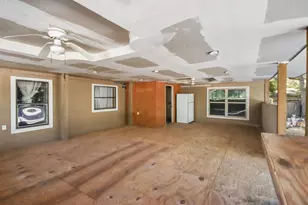 17317 E Greenleaf Ln, Conroe, TX 77306 - Photo 21