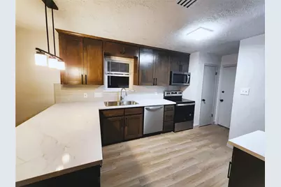 4906 Valley View Drive, La Porte, TX 77571 - Photo 7