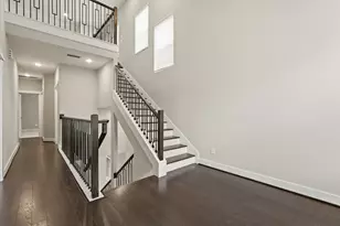 10972 Hewitt Cliff Ln, Houston, TX 77043 - Photo 15
