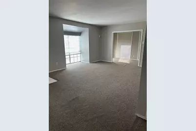 12633 Memorial Drive #142, Houston, TX 77024 - Photo 13