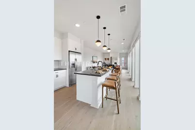 3001 W 11th Street #537, Houston, TX 77008 - Photo 1