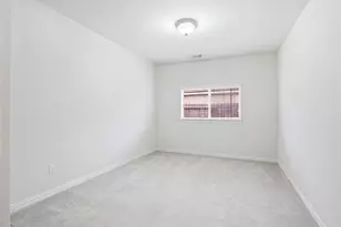 16106 Saxon Hollow Ln, Houston, TX 77084 - Photo 9