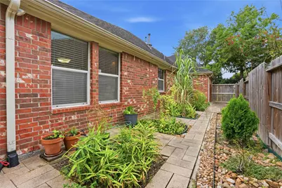 16106 Saxon Hollow Lane, Houston, TX 77084 - Photo 29