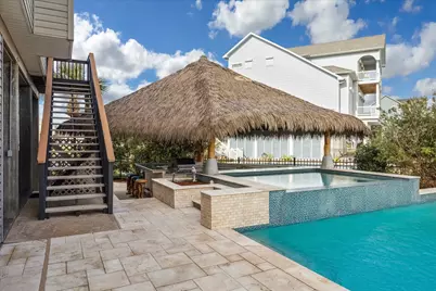 519 Westerly Drive, Tiki Island, TX 77554 - Photo 5