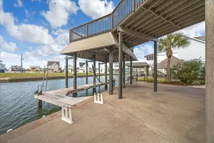 519 Westerly Dr, Tiki Island, TX 77554 - Photo 27