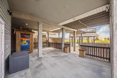 519 Westerly Drive, Tiki Island, TX 77554 - Photo 29