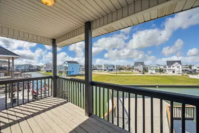 519 Westerly Drive, Tiki Island, TX 77554 - Photo 31