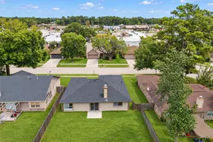 23211 Timberbrook Dr, Spring, TX 77373 - Photo 19