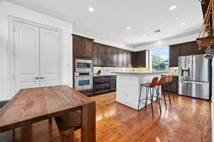 912 Lovett, Houston, TX 77006 - Photo 17