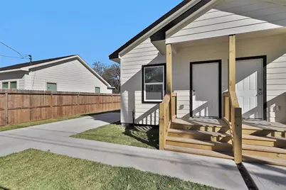 3916 Falls St Street, Houston, TX 77026 - Photo 3
