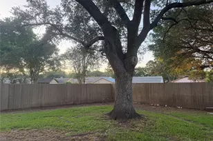 3815 Avenue R, Rosenberg, TX 77471 - Photo 13