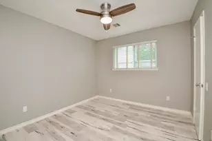 2119 Glen Knoll Dr, Houston, TX 77077 - Photo 31
