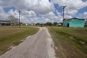 103 S T Head Dr, Seadrift, TX 77983 - Photo 25