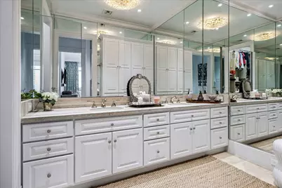 2121 Kirby Drive #4NE, Houston, TX 77019 - Photo 17